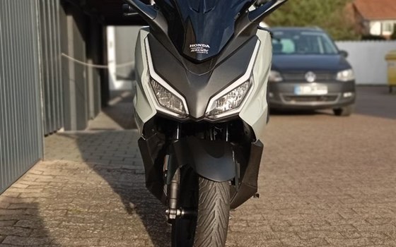 Gebrauchtmotorrad Honda Forza 125 - Bild 5