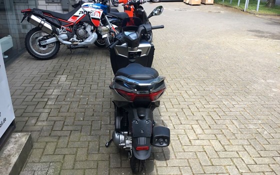 Neufahrzeug Aprilia SXR 50 - Bild 4