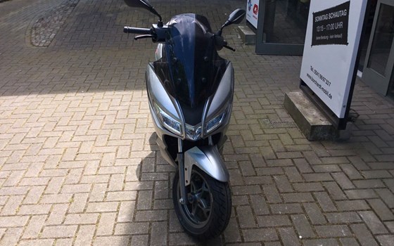 Neufahrzeug Aprilia SXR 50 - Bild 8