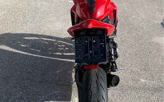 Gebrauchtmotorrad Ducati Streetfighter V2 - Bild 2