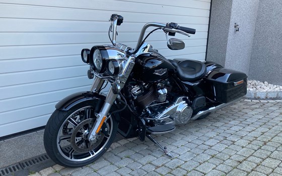 Gebrauchtmotorrad Harley-Davidson Touring Road King FLHR - Bild 6