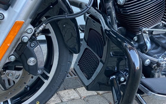 Gebrauchtmotorrad Harley-Davidson Touring Road King FLHR - Bild 8