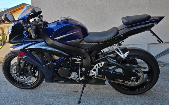 Gebrauchtmotorrad Suzuki GSX-R 750 - Bild 1