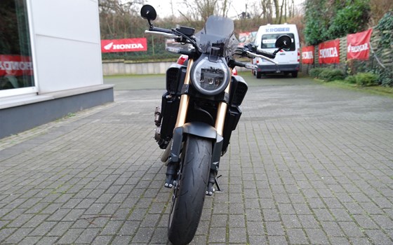 Gebrauchtmotorrad Honda CB650R E-Clutch - Bild 9