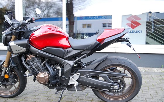 Gebrauchtmotorrad Honda CB650R E-Clutch - Bild 12