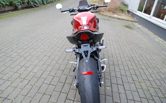 Gebrauchtmotorrad Honda CB650R E-Clutch - Bild 8