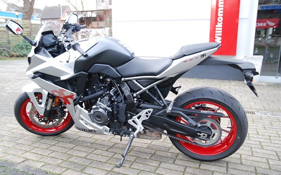 Gebrauchtmotorrad Suzuki GSX-8R - Bild 5
