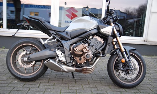 Honda CB650R E-Clutch