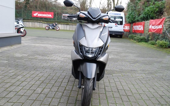 Neufahrzeug Suzuki Avenis 125 - Bild 8