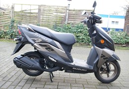 Neumotorrad Suzuki Avenis 125
