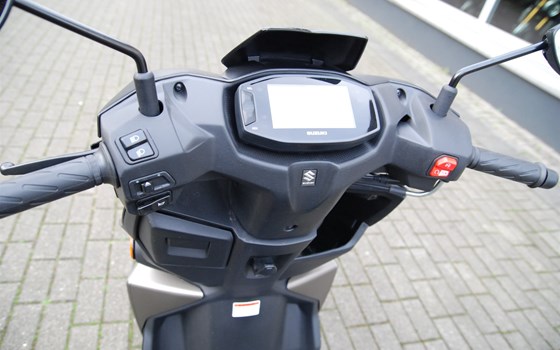 Neufahrzeug Suzuki Avenis 125 - Bild 7