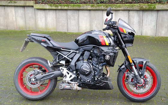 Gebrauchtmotorrad Suzuki GSX-8TT - Bild 1