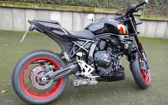 Gebrauchtmotorrad Suzuki GSX-8TT - Bild 2