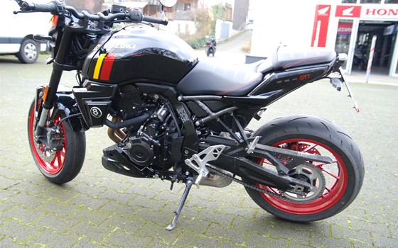 Gebrauchtmotorrad Suzuki GSX-8TT - Bild 5