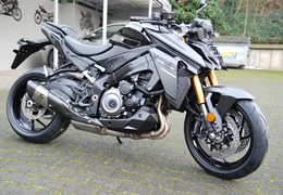 Neumotorrad Suzuki GSX-S1000