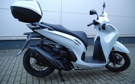 Neufahrzeug Honda SH350i - Bild 4