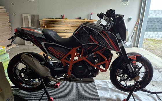 Gebrauchtmotorrad KTM 690 Duke - Bild 1