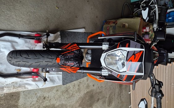 Gebrauchtmotorrad KTM 690 Duke - Bild 2