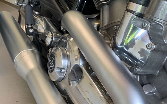 Motorrad Occasion Harley-Davidson V-Rod Muscle VRSCF - Bild 3