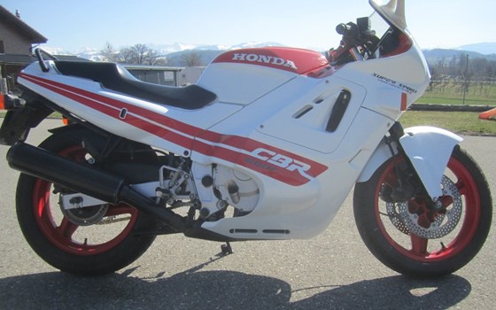 Motorrad Occasion Honda CBR 600 F - Bild 2