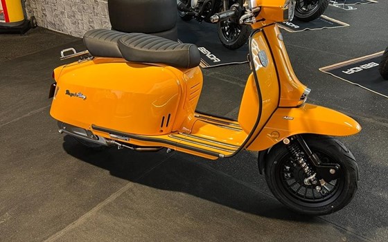 Neufahrzeug Royal Alloy GP 125 ME ABS - Bild 13