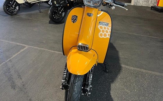 Neufahrzeug Royal Alloy GP 125 ME ABS - Bild 2