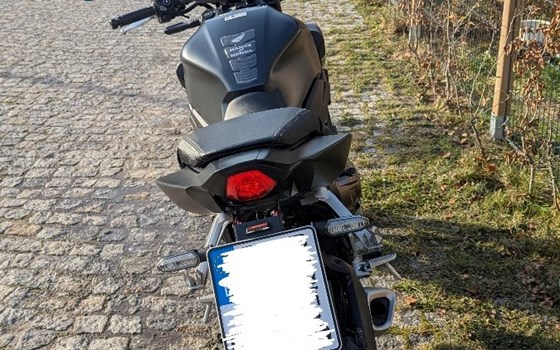 Gebrauchtmotorrad Honda CB650R - Bild 3