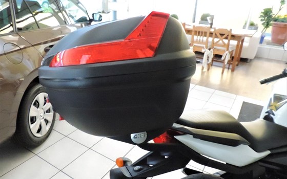 Gebrauchtmotorrad Yamaha XJ6 SA - Bild 20