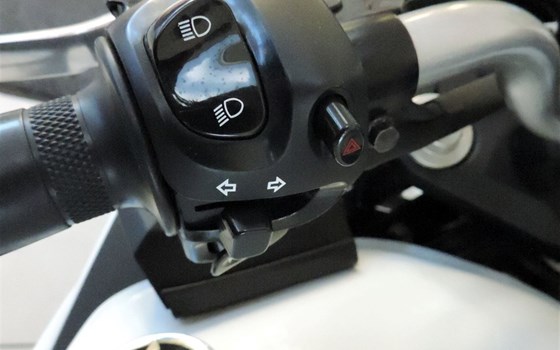 Gebrauchtmotorrad Yamaha XJ6 SA - Bild 8