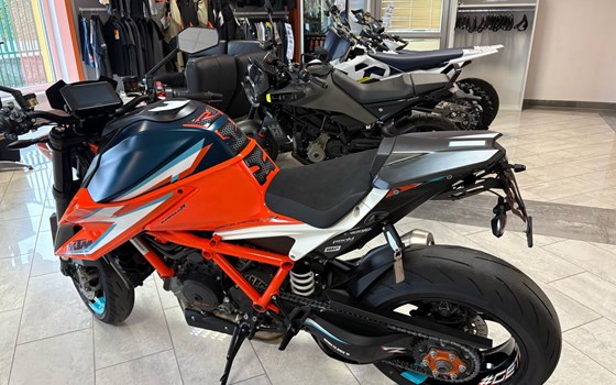 Gebrauchtmotorrad KTM 1290 Super Duke R - Bild 3