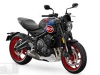 Triumph Trident 660 Triple Tribute