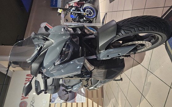 Gebrauchtmotorrad Yamaha XMAX 300 Tech MAX - Bild 3