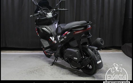 Neufahrzeug Aprilia SR GT Replica 125 - Bild 3