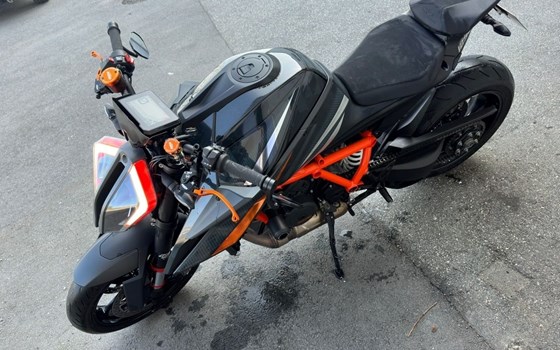 Gebrauchtmotorrad KTM 1290 Super Duke R - Bild 3
