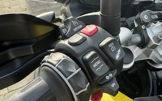 Gebrauchtmotorrad BMW F 750 GS - Bild 11