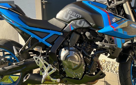 Gebrauchtmotorrad Suzuki GSX-8S - Bild 2