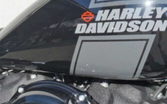 Gebrauchtmotorrad Harley-Davidson Softail Sport Glide FLSB - Bild 14