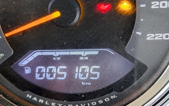 Gebrauchtmotorrad Harley-Davidson Softail Sport Glide FLSB - Bild 9