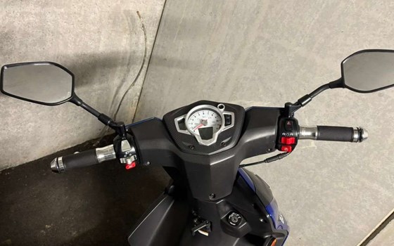 Gebrauchtmotorrad TGB Bull&t 50 - Bild 4