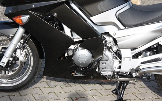 Gebrauchtmotorrad Yamaha FJR 1300 - Bild 13