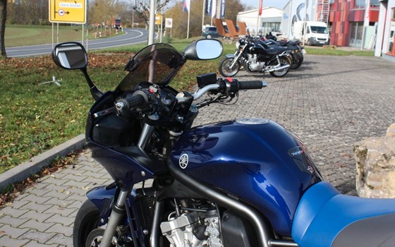 Gebrauchtmotorrad Yamaha FZS 1000 Fazer - Bild 10