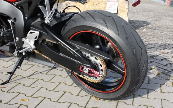 Gebrauchtmotorrad Honda CBR1000RR Fireblade - Bild 16