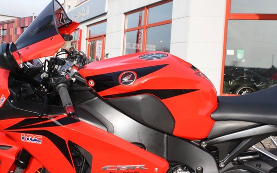 Gebrauchtmotorrad Honda CBR1000RR Fireblade - Bild 18