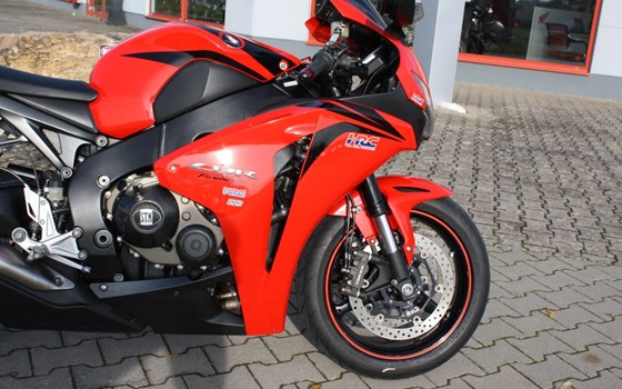 Gebrauchtmotorrad Honda CBR1000RR Fireblade - Bild 9