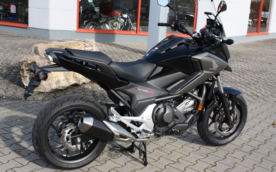 Gebrauchtmotorrad Honda NC750X DCT - Bild 16