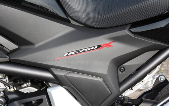 Gebrauchtmotorrad Honda NC750X DCT - Bild 18