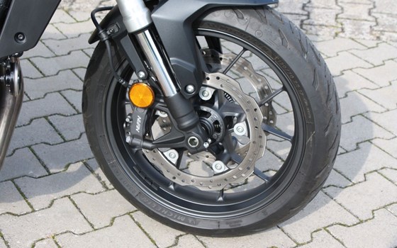 Gebrauchtmotorrad Honda CB750 Hornet - Bild 11