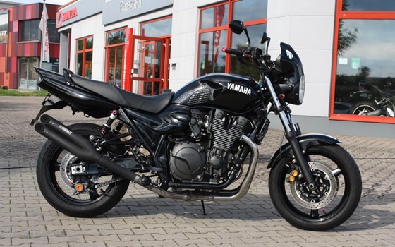 Gebrauchtmotorrad Yamaha XJR 1300 - Bild 5
