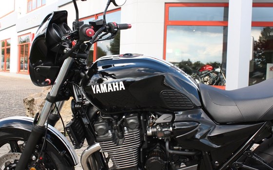 Gebrauchtmotorrad Yamaha XJR 1300 - Bild 7