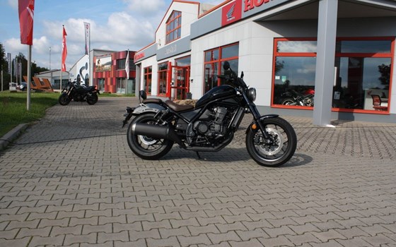 Gebrauchtmotorrad Honda CMX1100 Rebel DCT - Bild 3